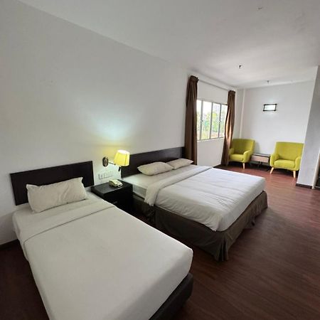 Hotel Pandan Johor Bahru Eksteriør billede