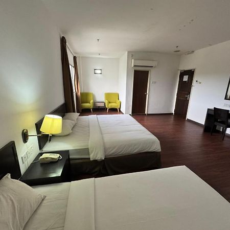 Hotel Pandan Johor Bahru Eksteriør billede