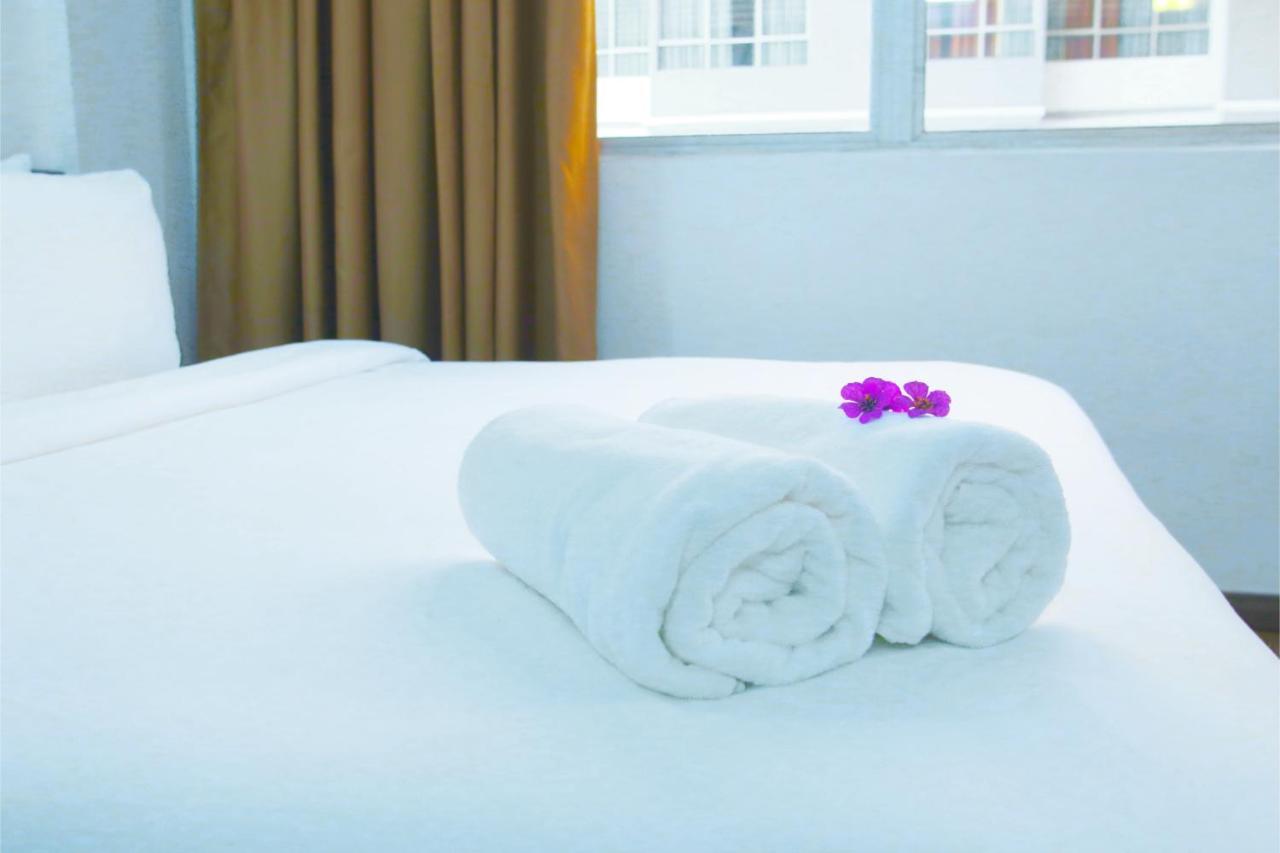 Hotel Pandan Johor Bahru Eksteriør billede